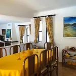Casa Camelia Вилла Виламура