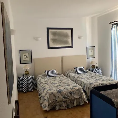 Casa Camelia